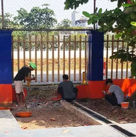 Pengecatan & perbaikan pagar gedung